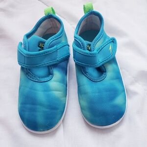 Toddler Size 7/8 Medium Speedo Water Shoes